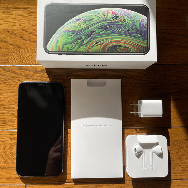 iPhone XS 256GB SIMフリー