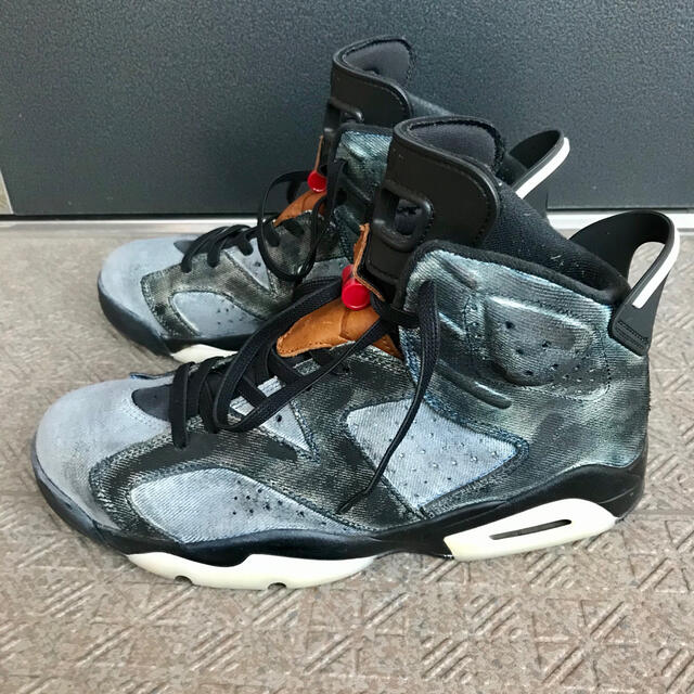 NIKE(ナイキ)のNIKE AIR JORDAN 6 WASHED DENIM カスタム品 メンズの靴/シューズ(スニーカー)の商品写真