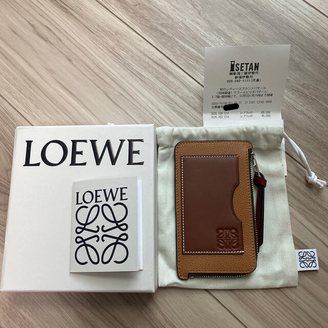 LOEWE(ロエベ)のしーちゃん様専用LOEWE ロエベ コイン&カードホルダー レディースのファッション小物(コインケース)の商品写真