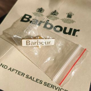 バーブァー(Barbour)のBarbour 白 ピンバッジ (その他)