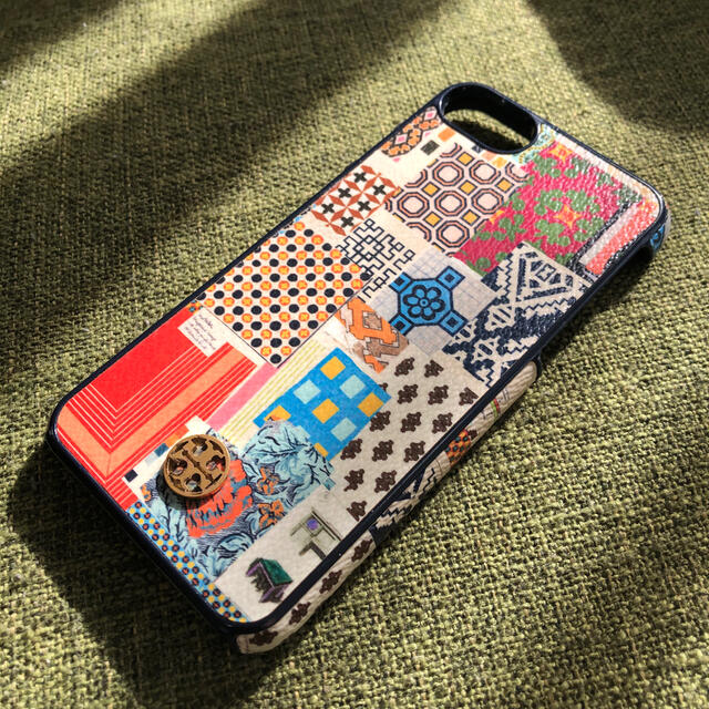 Tory Burch(トリーバーチ)の(Tory Burch)iPhone7, 8用ケース スマホ/家電/カメラのスマホアクセサリー(iPhoneケース)の商品写真