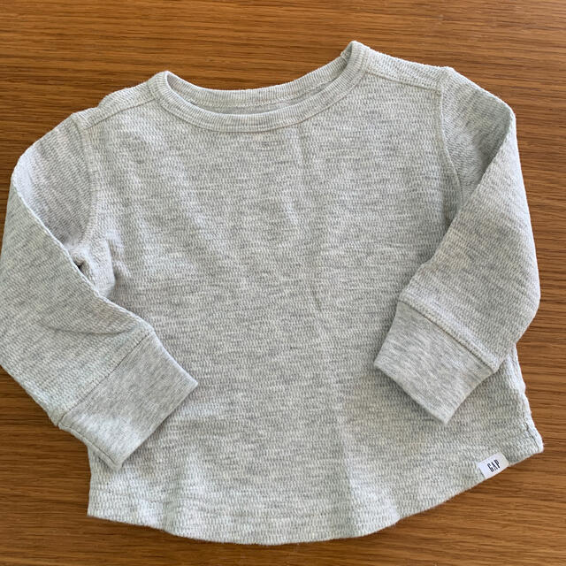 babyGAP(ベビーギャップ)のZARA babyニット& baby GAPカットソー2枚セット キッズ/ベビー/マタニティのベビー服(~85cm)(ニット/セーター)の商品写真