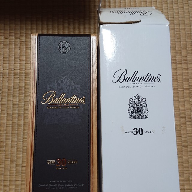 BALLANTYNE CASHMERE(バランタインカシミヤ)のバランタイン30年 箱のみ 食品/飲料/酒の酒(ウイスキー)の商品写真