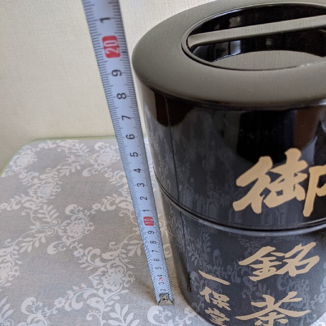 一保堂茶舗　手付塗缶、上焙じ茶100グラム 食品/飲料/酒の飲料(茶)の商品写真