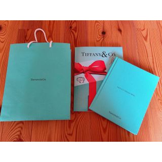 ティファニー(Tiffany & Co.)のティファニー　カタログ2冊、紙袋セット(ショップ袋)