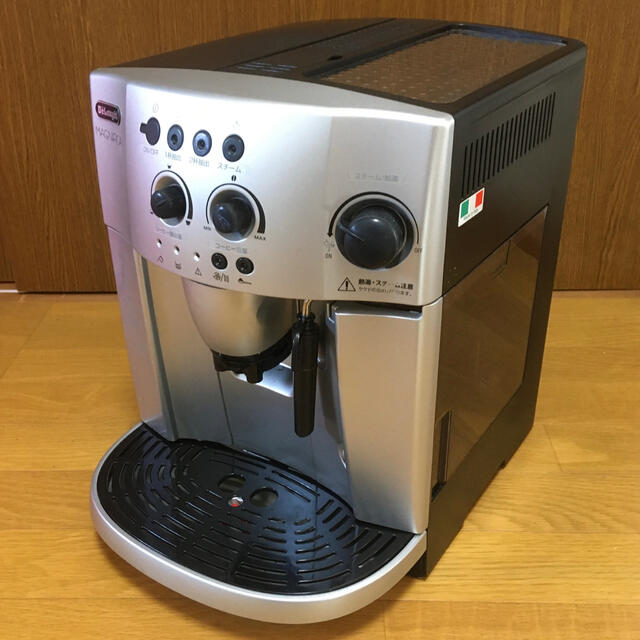 スマホ/家電/カメラデロンギ　ESAM1200SJ エスプレッソ 全自動コーヒーマシン　ジャンク