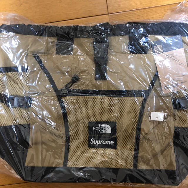 Supreme(シュプリーム)のsupreme the north face Adventure Tote メンズのバッグ(トートバッグ)の商品写真