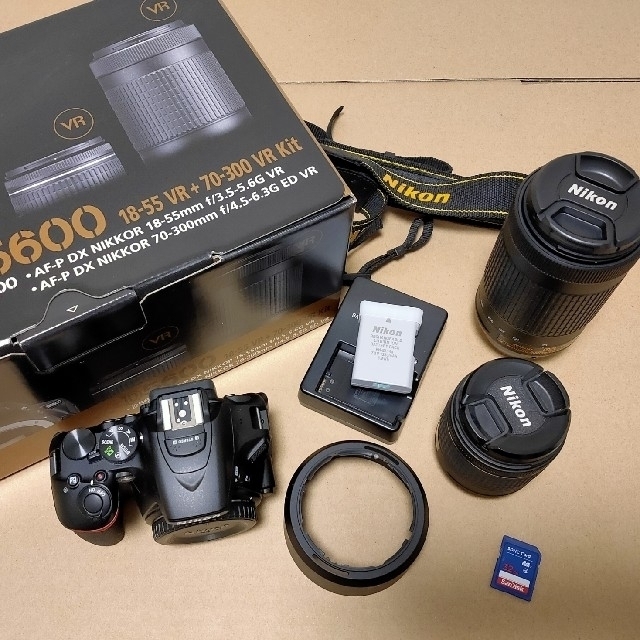 Nikon D5600 ダブルズームキット 美品箱付き | フリマアプリ ラクマ