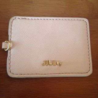 ジルバイジルスチュアート(JILL by JILLSTUART)のパスケース(日用品/生活雑貨)