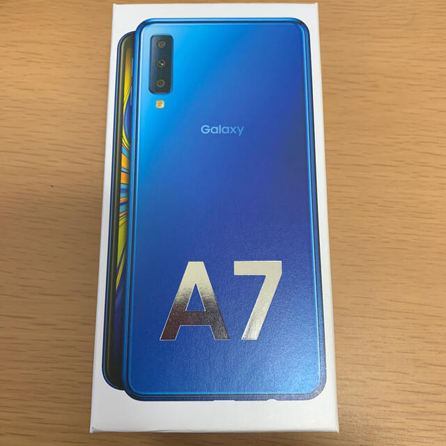 約2400万画素バッテリー容量GALAXY　A7 ギャラクシー　ほぼ未使用