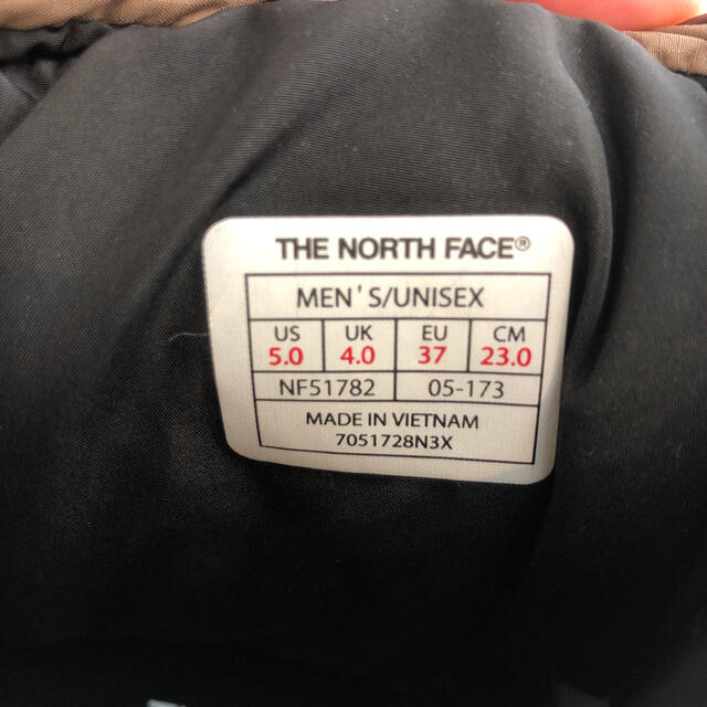 THE NORTH FACE(ザノースフェイス)のノースフェイス　ヌプシブーティ　V ショート レディースの靴/シューズ(ブーツ)の商品写真