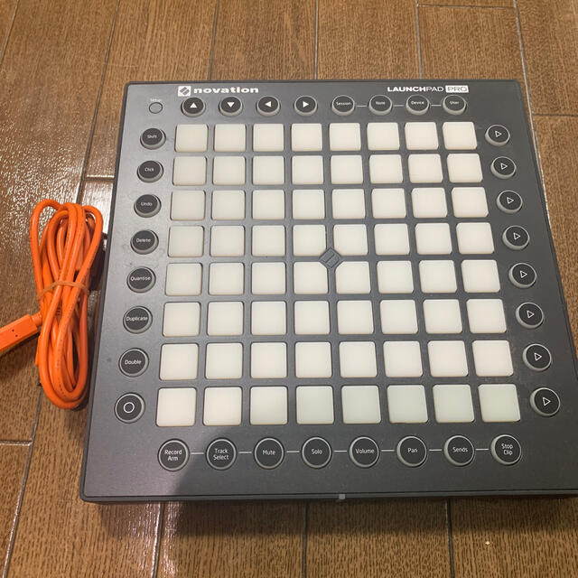 Launchpad pro ほぼ未使用 Novation