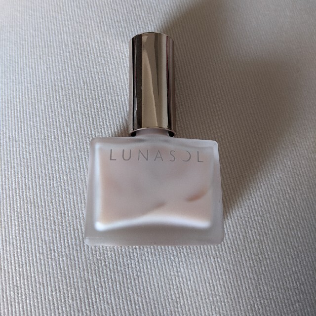 LUNASOL(ルナソル)のLUNASOL　ネイルプライマー コスメ/美容のネイル(ネイルトップコート/ベースコート)の商品写真