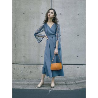 アメリヴィンテージ(Ameri VINTAGE)のAmeri VINTAGE lace sleeve refined dress (ロングワンピース/マキシワンピース)