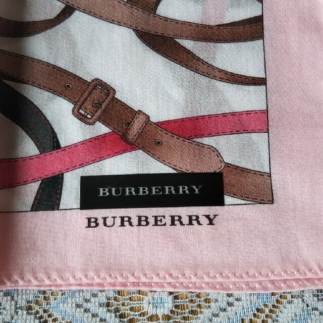 BURBERRY(バーバリー)のバーバリー ハンカチ レディースのファッション小物(ハンカチ)の商品写真