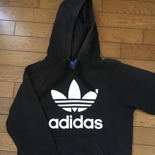 アディダス(adidas)のadidas アディダス　M パーカー　黒(パーカー)