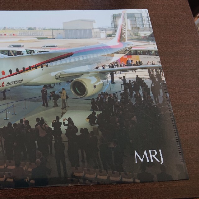 国産ジェット MRJ A4クリアフォルダ インテリア/住まい/日用品の文房具(ファイル/バインダー)の商品写真