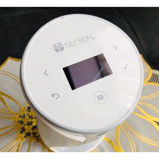 【美品】genLoc Me スターターキット(フェイスケア/美顔器)