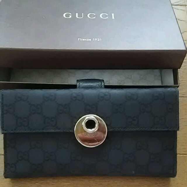 Gucci(グッチ)のGUCCI♡長財布 レディースのファッション小物(財布)の商品写真