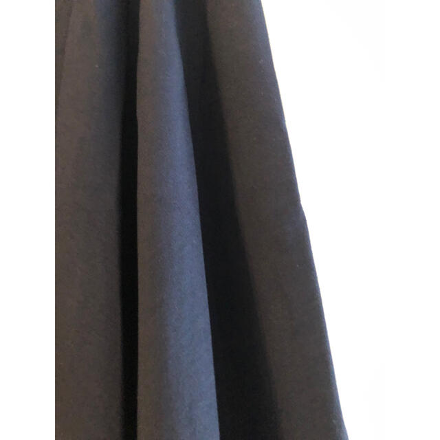 アイマサイエ　ネイビー　ウエストゴム  スカート　シンプル レディースのスカート(ひざ丈スカート)の商品写真