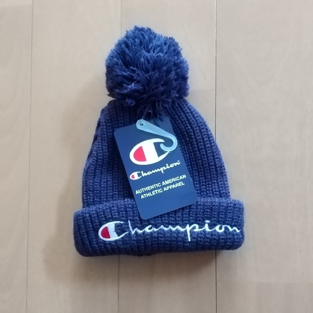 Champion(チャンピオン)のchampion ぼんぼり帽子 キッズ/ベビー/マタニティのこども用ファッション小物(帽子)の商品写真