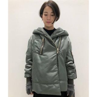 アパルトモンドゥーズィエムクラス(L'Appartement DEUXIEME CLASSE)のアパルトモン☆カーキのBACON BIG BOMBER 62ブルゾン(ブルゾン)