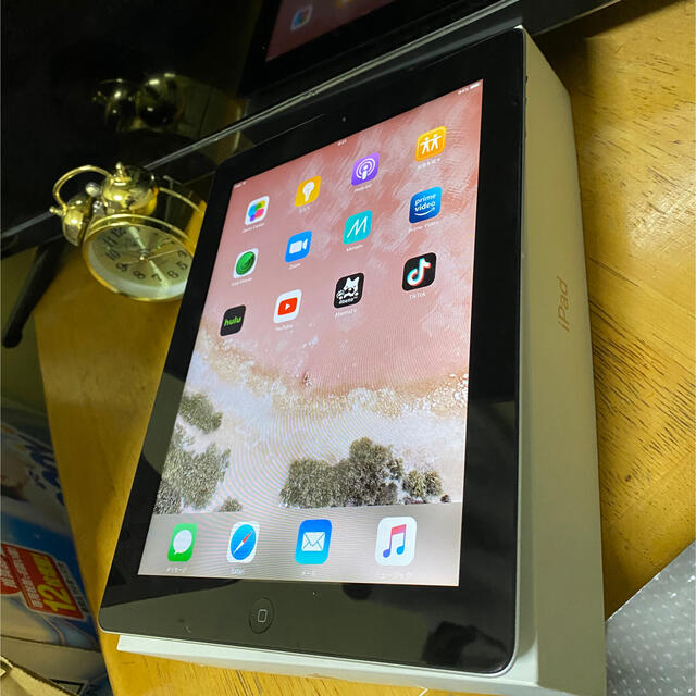 スマホ/家電/カメラ準美品　iPad2 16GB  WIFIモデル　アイパッド第2世代