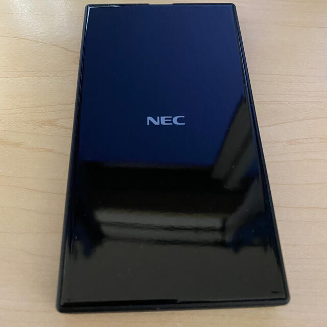 NEC(エヌイーシー)の【中古美品】Aterm MR05LN本体 保護フィルム＋シリコンケース付 スマホ/家電/カメラのスマホ/家電/カメラ その他(その他)の商品写真