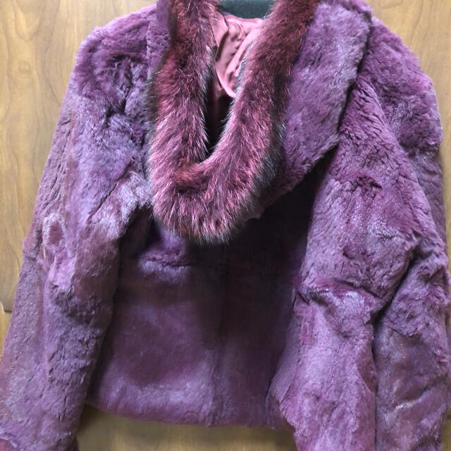 ラビットファーコート レディースのジャケット/アウター(毛皮/ファーコート)の商品写真