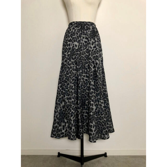 ZARA(ザラ)のLeopard Skirt  レディースのスカート(ロングスカート)の商品写真