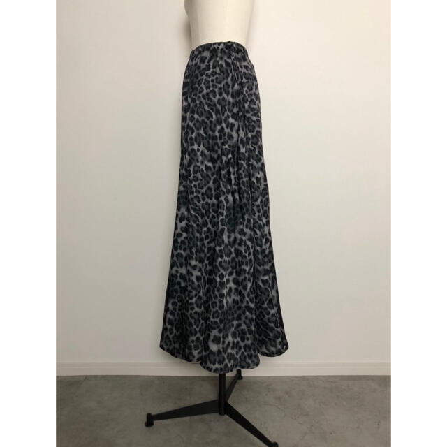 ZARA(ザラ)のLeopard Skirt  レディースのスカート(ロングスカート)の商品写真