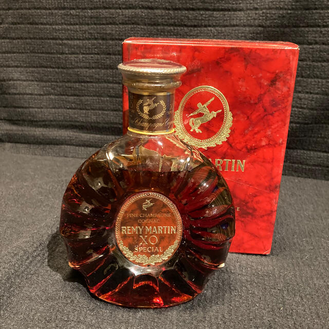 REMY MARTIN XO SPECIAL 古酒のサムネイル