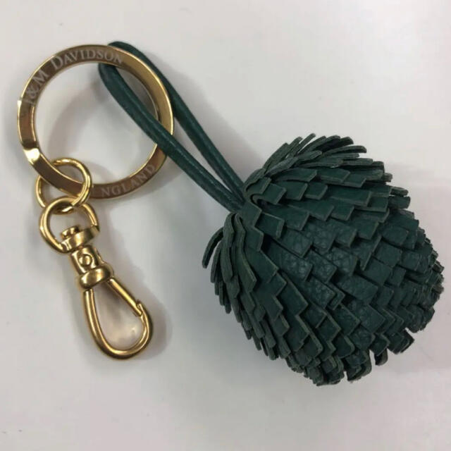 J&M DAVIDSON(ジェイアンドエムデヴィッドソン)の新品！J&M DAVIDSON KEY POM POM キーホルダー レディースのファッション小物(キーホルダー)の商品写真