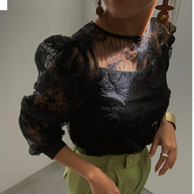 ameri UNDRESSED 2WAY FAIRY LACE BLOUSE ameri UNDRESSED 2WAY FAIRY LACE BLOUSE