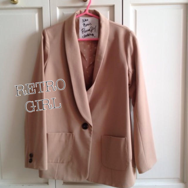 RETRO GIRL(レトロガール)のRETRO GIRL ジャケット レディースのジャケット/アウター(テーラードジャケット)の商品写真