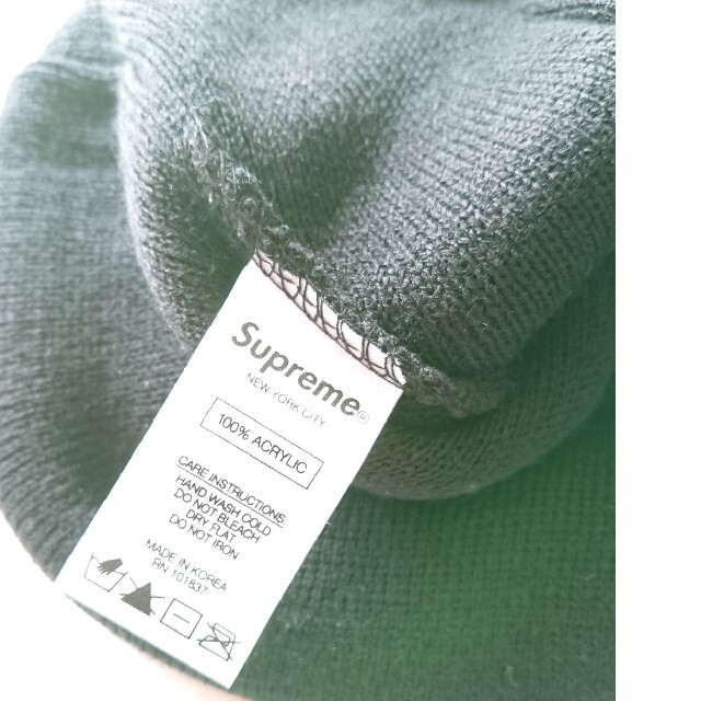 美品 Supreme シュプリーム ニット帽 メンズの帽子(ニット帽/ビーニー)の商品写真