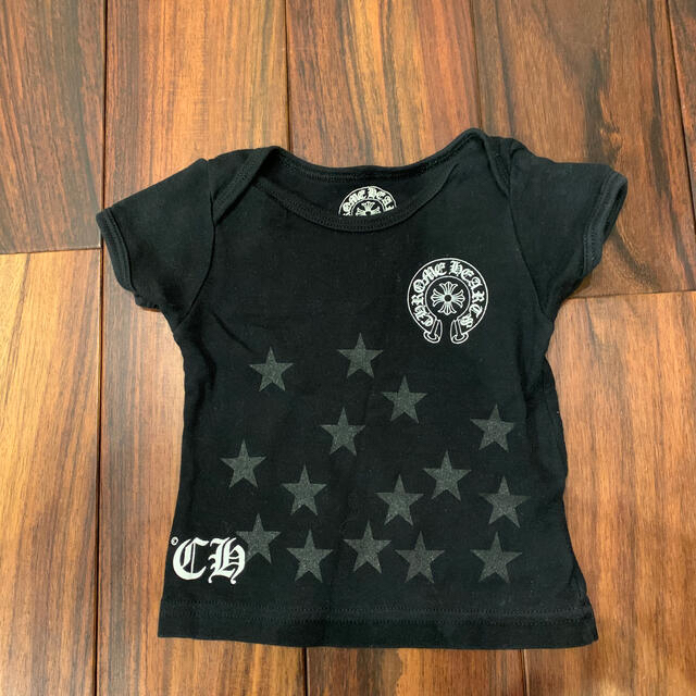 Chrome Hearts(クロムハーツ)のクロムハーツ　キッズ　Tシャツ キッズ/ベビー/マタニティのベビー服(~85cm)(Ｔシャツ)の商品写真