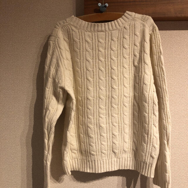 UNIQLO(ユニクロ)のユニクロ 白 セーター 120 キッズ/ベビー/マタニティのキッズ服男の子用(90cm~)(ニット)の商品写真