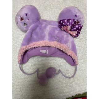 ミニーマウス(ミニーマウス)の東京ディズニーグッズ値下げ　パープルミニーちゃんポンポンつき帽子  (キャラクターグッズ)