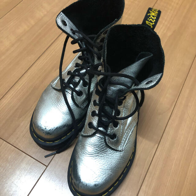 Dr.Martens - [最終値下げ]ドクターマーチン シルバー 8ホールの通販