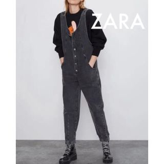 ザラ(ZARA)の日曜までSALE⭐︎ZARA ブラックデニム　オールインワン(オールインワン)