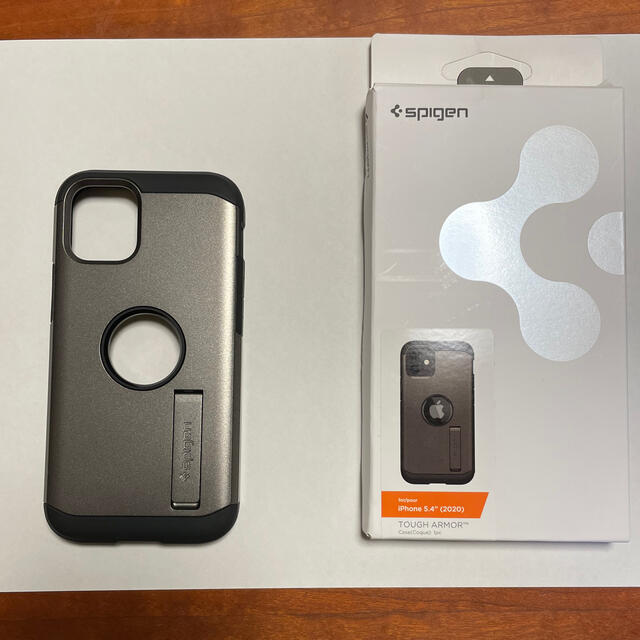 Spigen(シュピゲン)のiPhone 12 mini ケース Spigen(シュピゲン) ガンメタル スマホ/家電/カメラのスマホアクセサリー(iPhoneケース)の商品写真