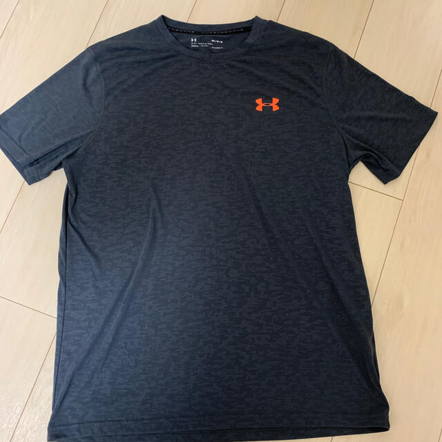 UNDER ARMOUR(アンダーアーマー)のアンダーアーマー Tシャツ ウェアー スポーツ/アウトドアのランニング(ウェア)の商品写真