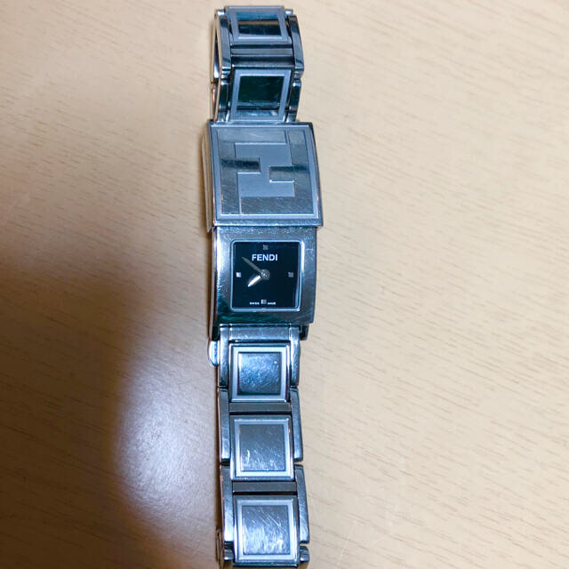 FENDI 腕時計　正規品