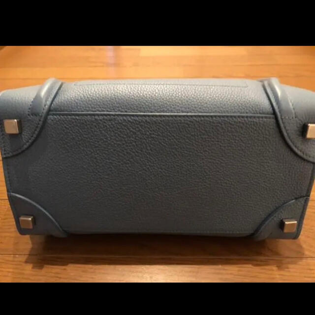 celine(セリーヌ)のセリーヌ マイクロラゲージ 　slate blue ブルー レディースのバッグ(ハンドバッグ)の商品写真