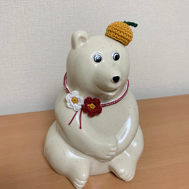 しろくま貯金箱　鏡餅　みかん帽子　他１点 ハンドメイドのインテリア/家具(インテリア雑貨)の商品写真