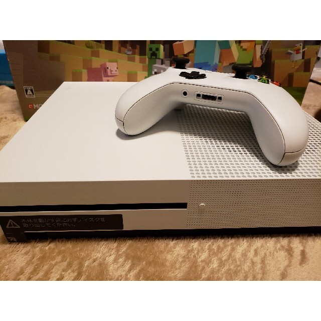 Xbox(エックスボックス)のxbox one s 美品 エンタメ/ホビーのゲームソフト/ゲーム機本体(家庭用ゲーム機本体)の商品写真