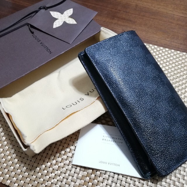 LOUIS VUITTON - ルイヴィトン 箱&袋付き 長財布 イニシャル入り の