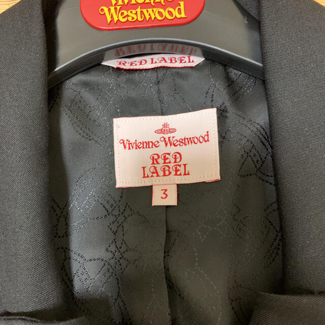 Vivienne Westwood(ヴィヴィアンウエストウッド)のVivienne Westwood ラブジャケット レディースのジャケット/アウター(テーラードジャケット)の商品写真