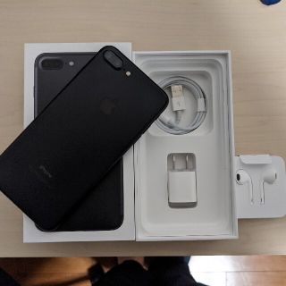 アップル(Apple)のiPhone 7 plus ブラック 32GB SIMフリー バッテリー100%(スマートフォン本体)